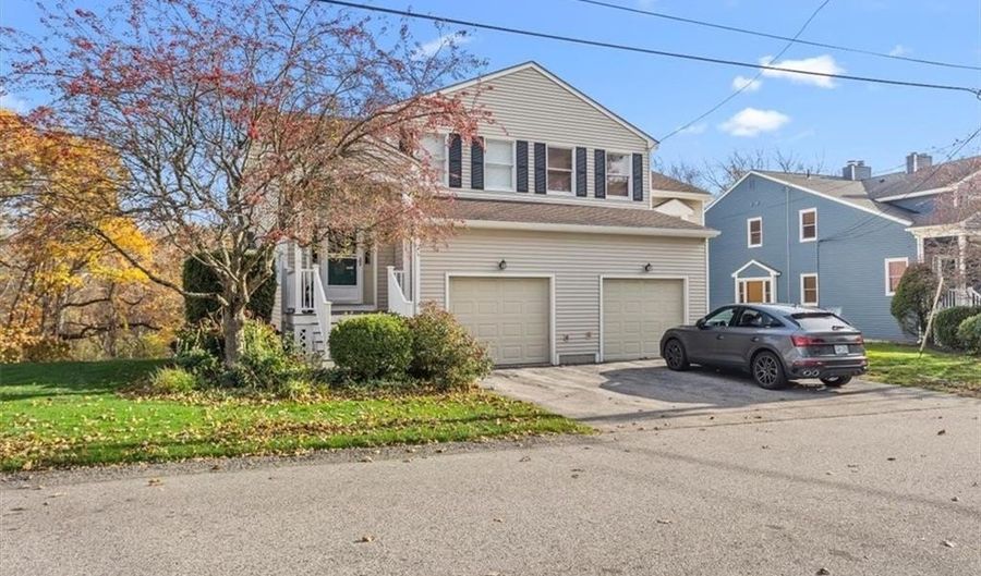 112 Turnessa Dr 112A, North Providence, RI 02904 - 2 Beds, 2 Bath