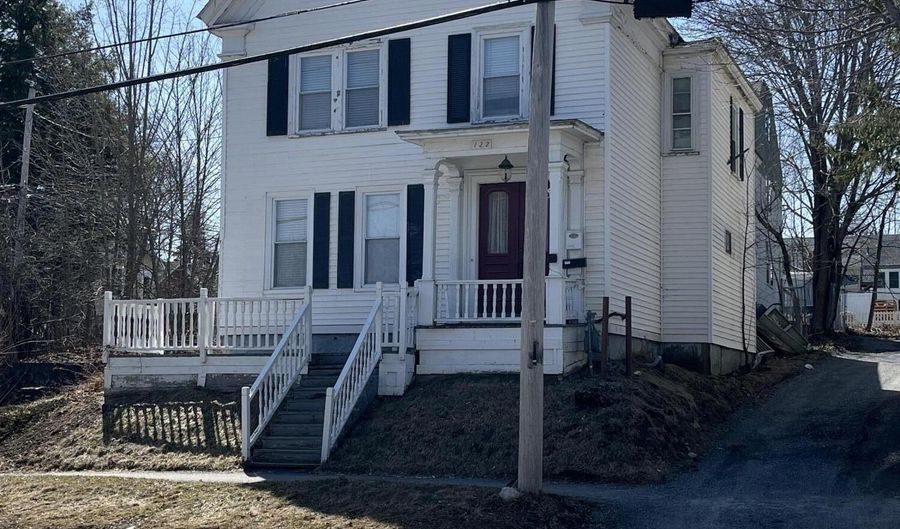 122 Ohio St, Bangor, ME 04401 - 0 Beds, 2 Bath