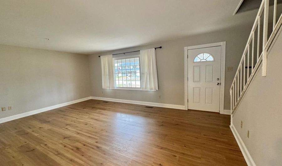 12433 MELLING Ln, Bowie, MD 20715 - 4 Beds, 2 Bath