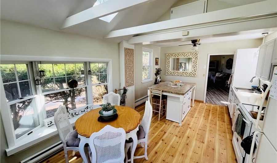 109 Rogers Ave, Barrington, RI 02806 - 3 Beds, 2 Bath