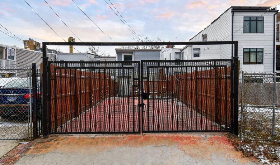 737 MORTON St NW #2, Washington, DC 20010 - 2 Beds, 2 Bath