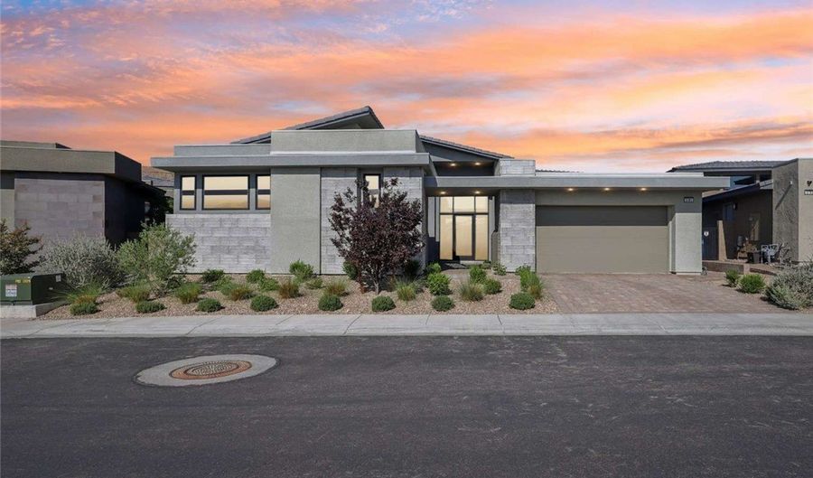 5161 Rock Daisy Dr, Las Vegas, NV 89135 - 3 Beds, 4 Bath