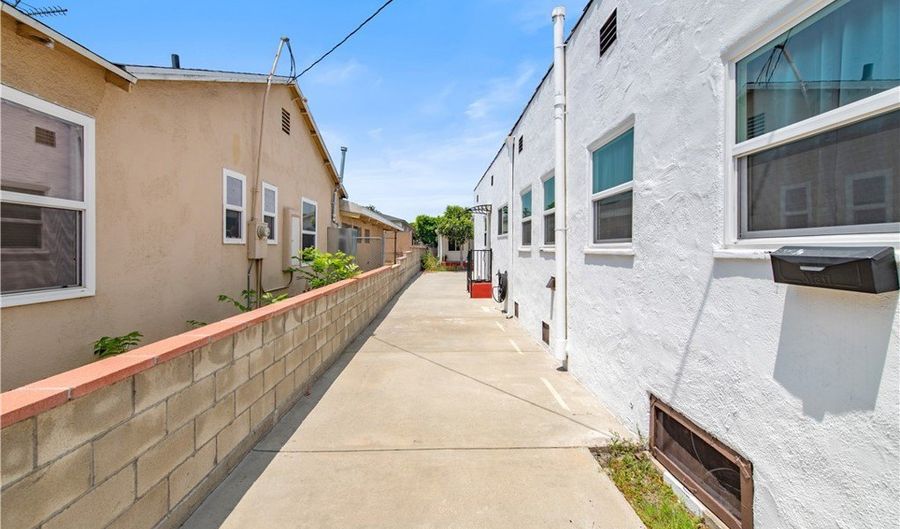 329 N Bushnell Ave, Alhambra, CA 91801 - 3 Beds, 3 Bath
