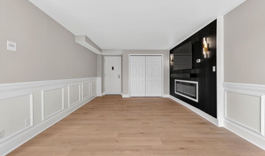 1401 N RHODES St 604, Arlington, VA 22209 - 1 Beds, 1 Bath
