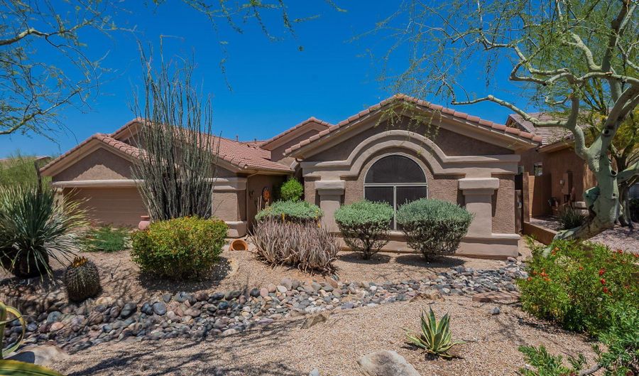 5336 E GLORIA Ln, Cave Creek, AZ 85331 - 5 Beds, 3 Bath