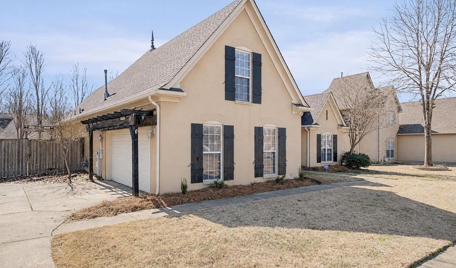 11205 CARSTON Cv, Arlington, TN 38002 - 4 Beds, 2 Bath