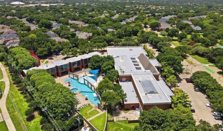 14584 Blueberry Ct, Addison, TX 75001 - 3 Beds, 3 Bath