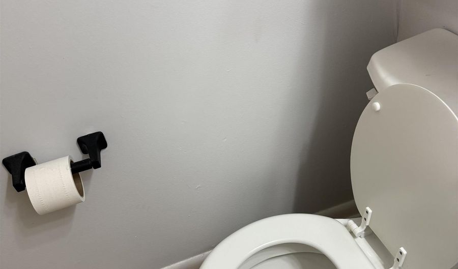 1110 1st Ave, Atmore, AL 36502 - 2 Beds, 2 Bath