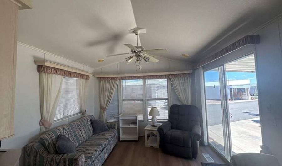600 S Idaho Rd 145, Apache Junction, AZ 85119 - 1 Beds, 1 Bath
