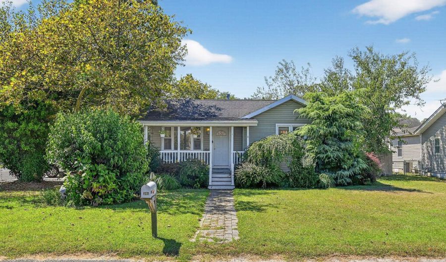 301 Roosevelt, Del Haven, NJ 08251 - 2 Beds, 1 Bath
