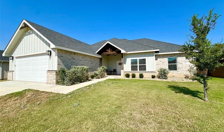 342 Blue Lake Dr, Abilene, TX 79602 - 4 Beds, 2 Bath