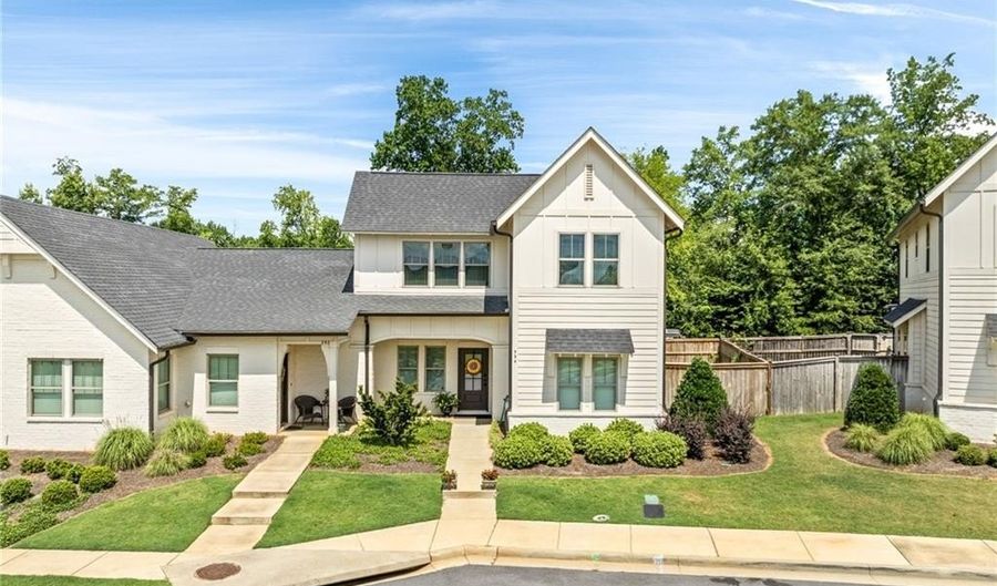 594 Grey Oak Cir, Auburn, AL 36830 - 3 Beds, 3 Bath