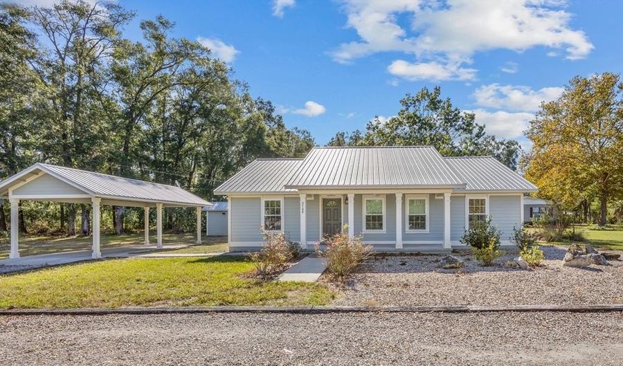 3109 E Bryant Ave, Bell, FL 32619 - 2 Beds, 2 Bath