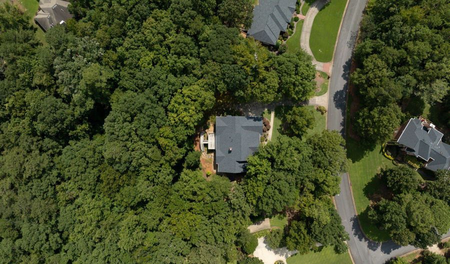 124 Westchester, Macon, GA 31210 - 5 Beds, 5 Bath
