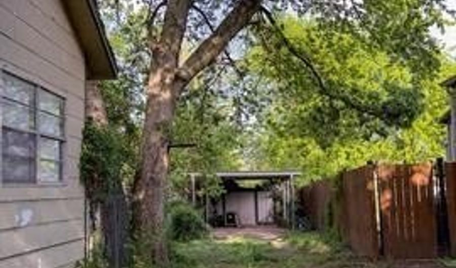 1316 S Cherry St, Ada, OK 74820 - 2 Beds, 1 Bath