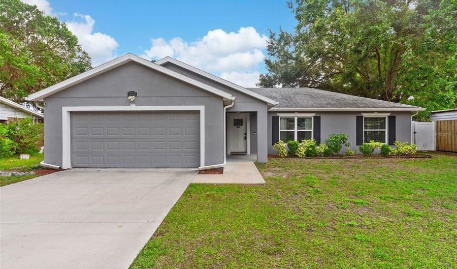 122 Seville Rd, Auburndale, FL 33823 - 3 Beds, 2 Bath