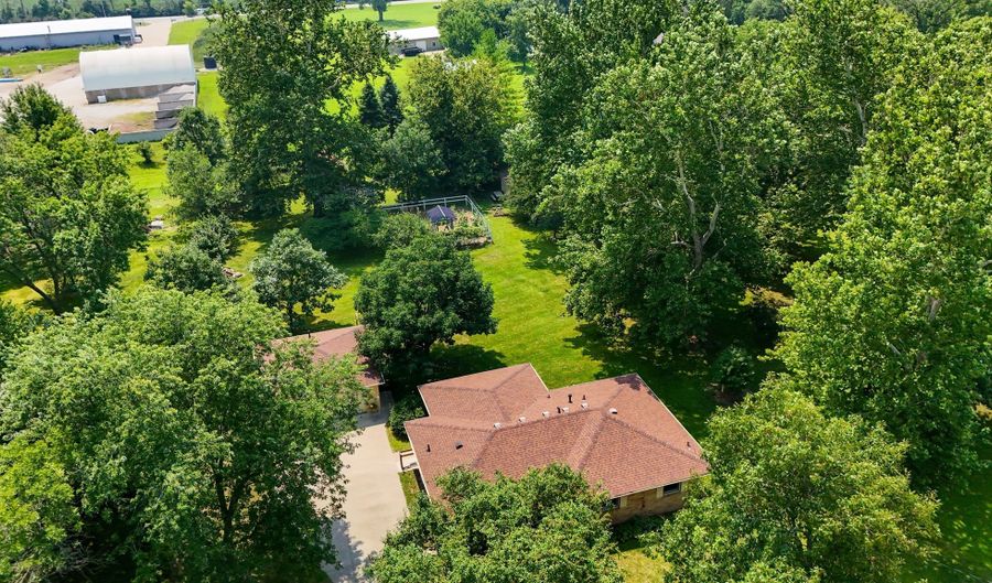 204 E Madison Dr, Polk City, IA 50226 - 3 Beds, 3 Bath