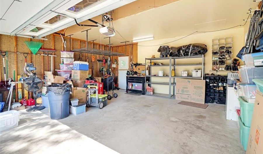 3301 16th Ave, Anoka, MN 55303 - 4 Beds, 2 Bath