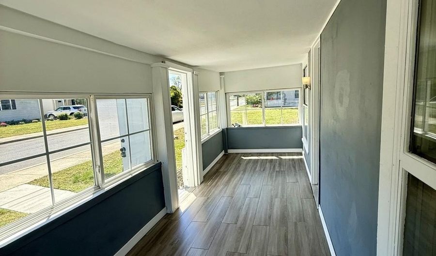 118 W MILBY St, Harrington, DE 19952 - 2 Beds, 1 Bath
