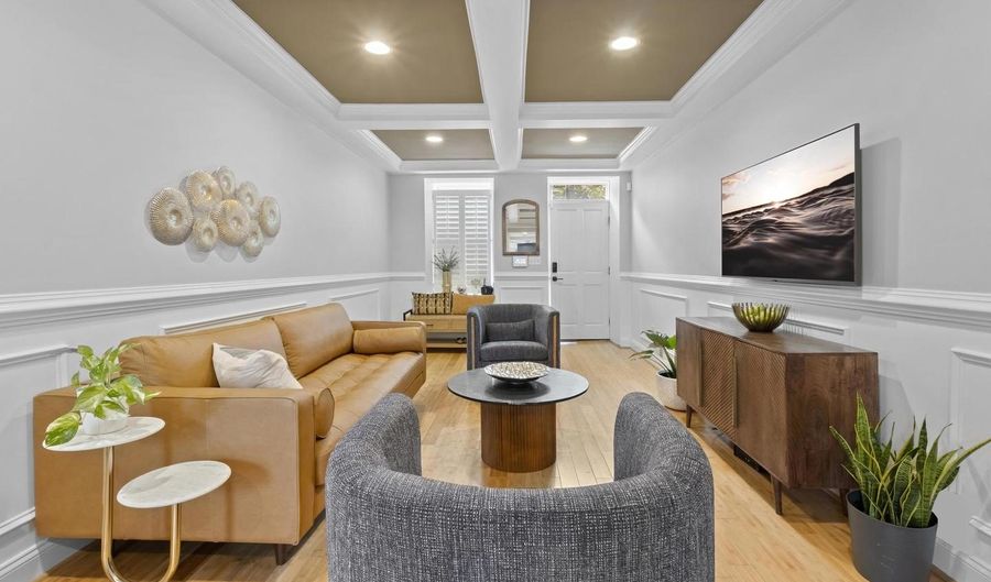 120 S WOLFE St, Baltimore, MD 21231 - 3 Beds, 3 Bath