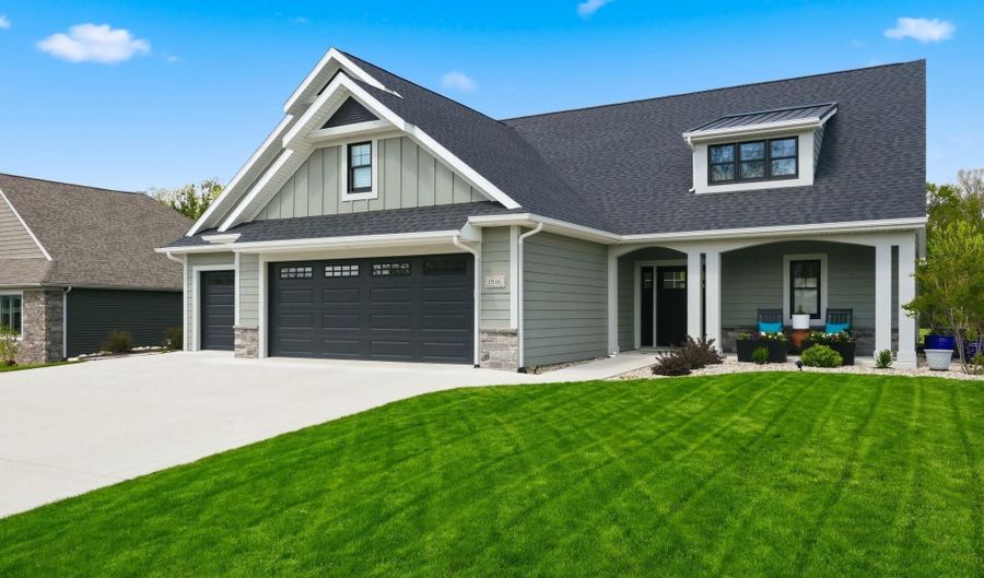1816 Golfview Dr, Auburn, IN 46706 - 4 Beds, 3 Bath