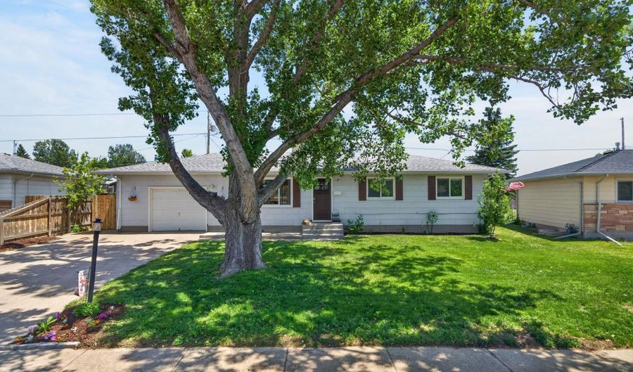 615 SUN VALLEY Dr, Cheyenne, WY 82001 - 4 Beds, 2 Bath