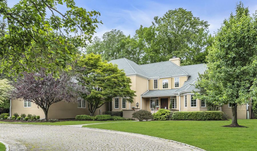 34 Bruns Rd, West Allenhurst, NJ 07711 - 4 Beds, 5 Bath