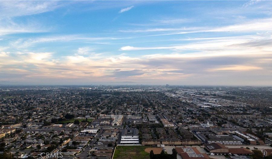 638 N Buttonwood, Anaheim, CA 92805 - 4 Beds, 3 Bath