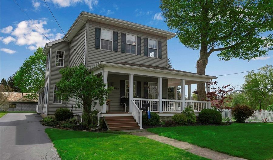 1371 Exchange St, Alden, NY 14004 - 6 Beds, 3 Bath