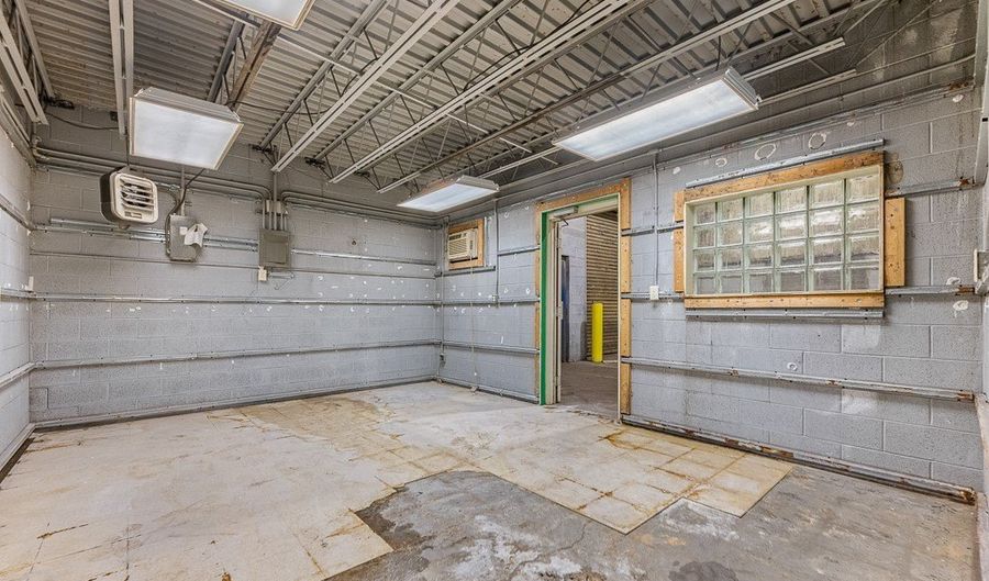 1001 E Broadway St, Alliance, OH 44601 - 0 Beds, 0 Bath