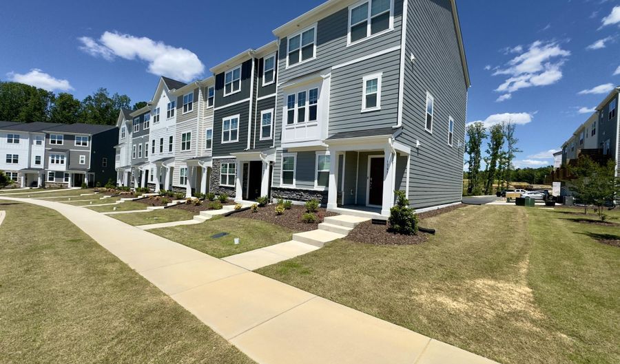 1797 Sweet Gardenia Way, Apex, NC 27502 - 4 Beds, 4 Bath