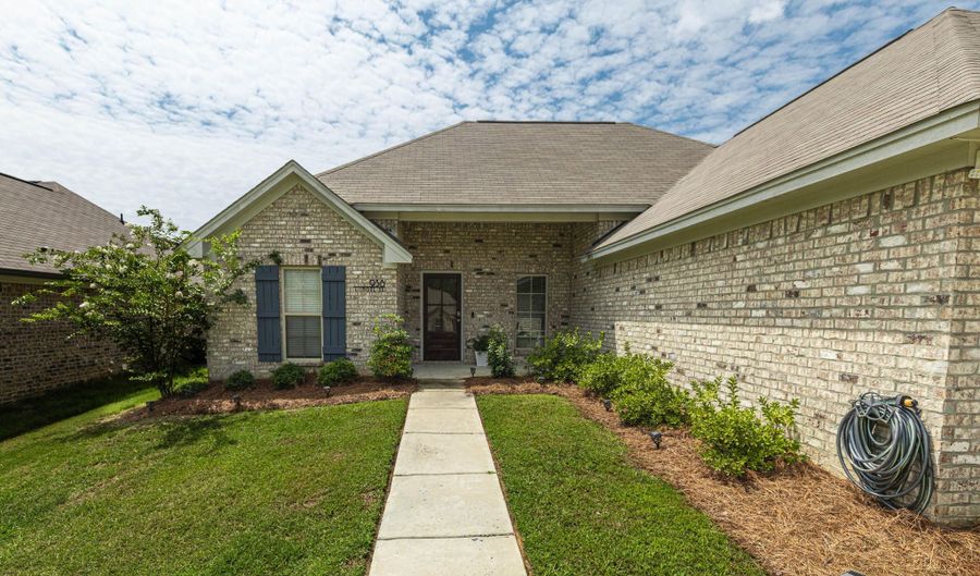 938 Filmore Dr, Brandon, MS 39042 - 3 Beds, 2 Bath