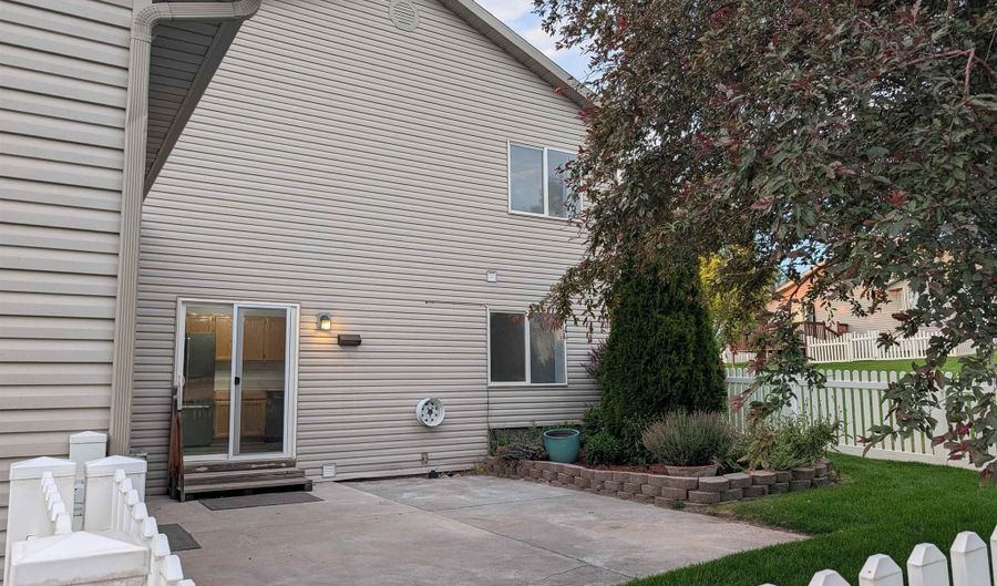 4662 Annie's Way, Chubbuck, ID 83202 - 3 Beds, 2 Bath