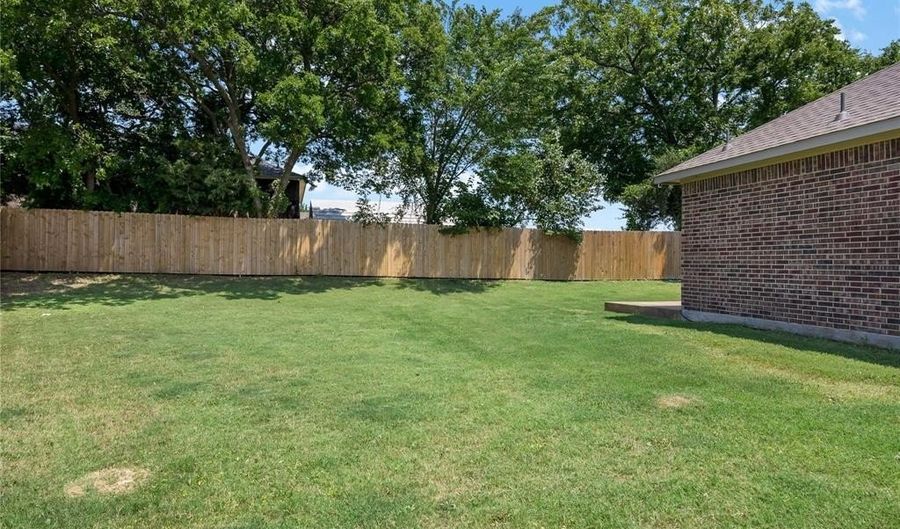 2003 Atlantic Ave, Anna, TX 75409 - 3 Beds, 2 Bath