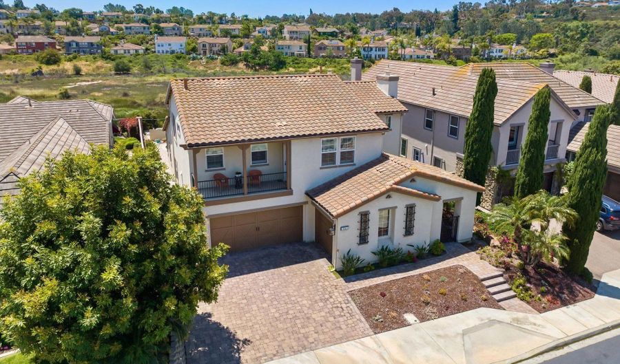 3243 Avenida Aragon, Carlsbad, CA 92009 - 3 Beds, 4 Bath