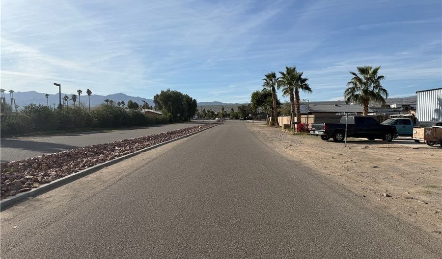 565 Riviera Blvd, Bullhead City, AZ 86442 - 0 Beds, 0 Bath