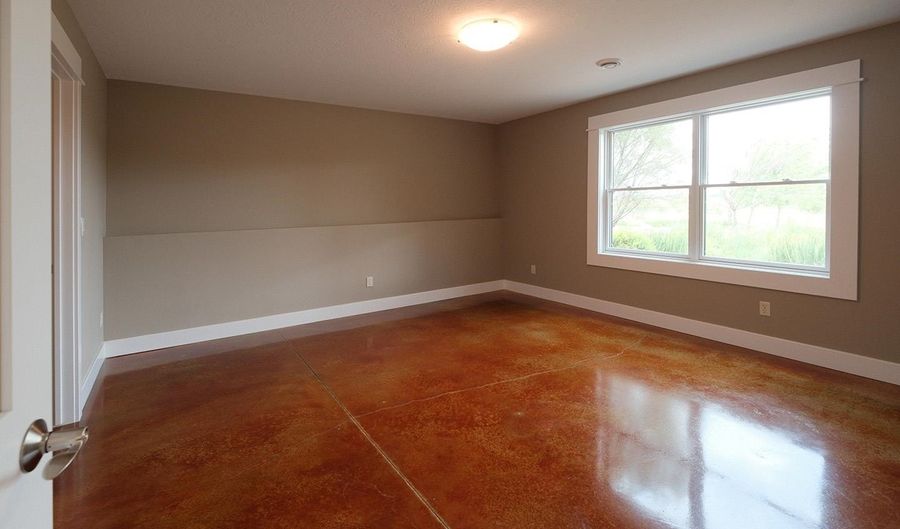 103 Andrews Ct, Alton, IA 51003 - 3 Beds, 3 Bath