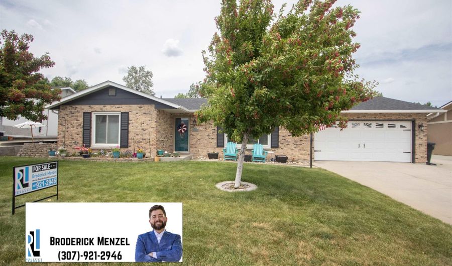 4430 Sunrise Dr, Casper, WY 82604 - 3 Beds, 3 Bath