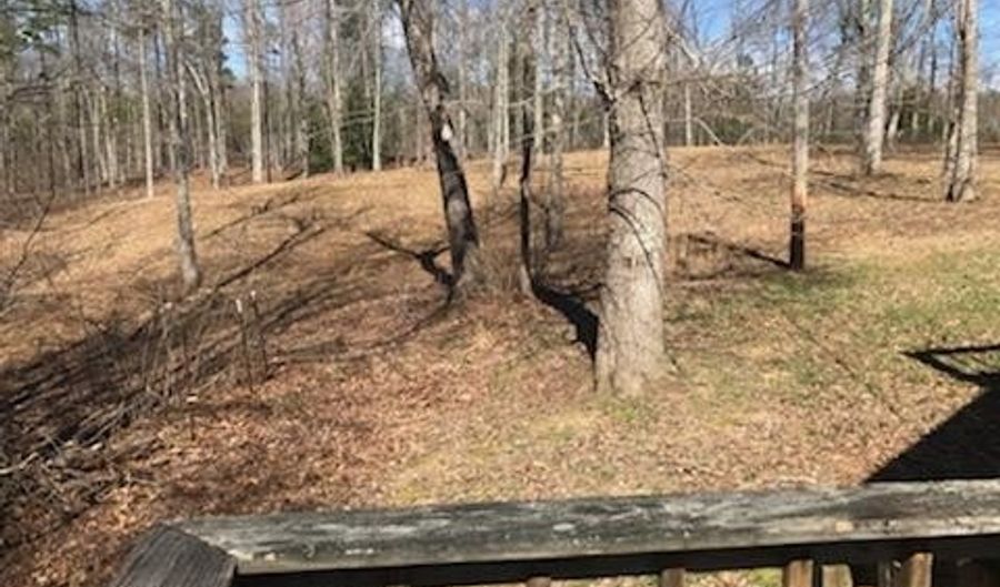 1379 Highway 577 E, Annville, KY 40402 - 2 Beds, 2 Bath