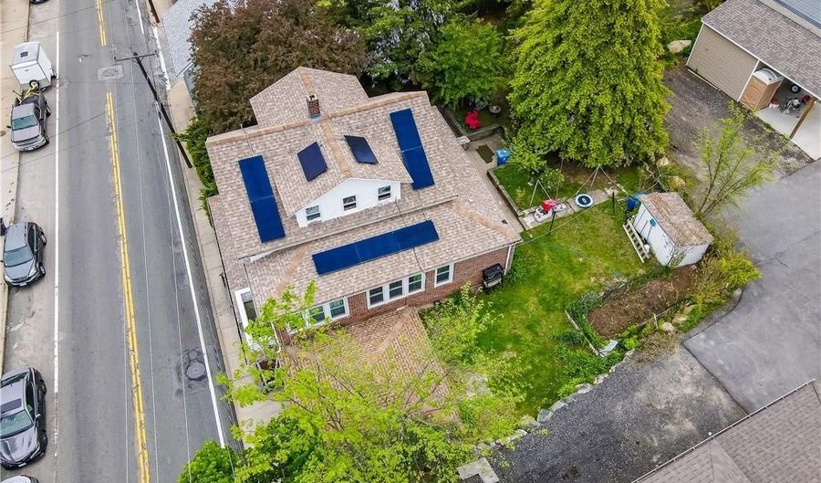 1448 Plainfield Pike, Cranston, RI 02920 - 4 Beds, 3 Bath