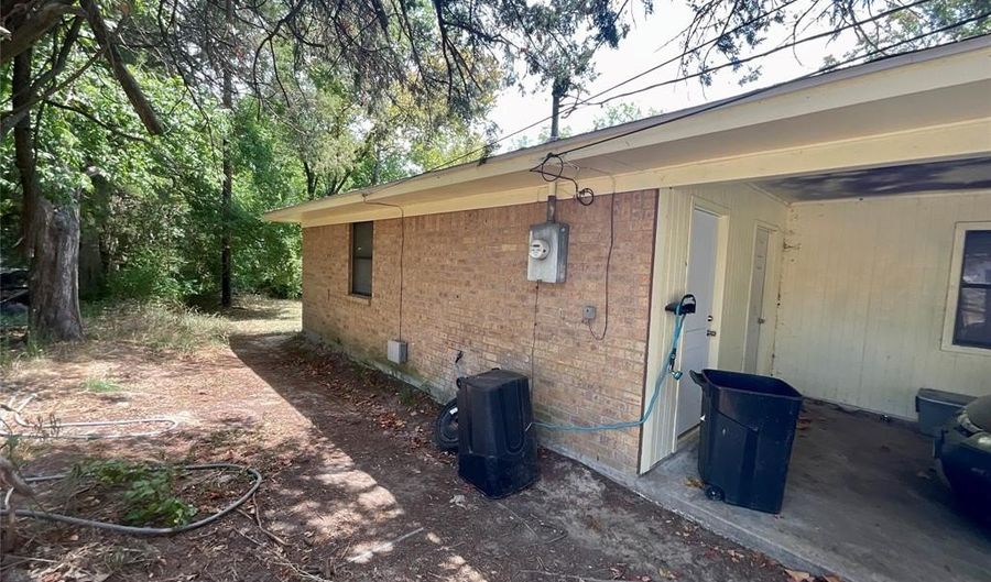 837 Putman St, Sulphur Springs, TX 75482 - 2 Beds, 1 Bath