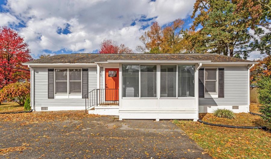 3365 ARUNDEL ON THE BAY Rd, Annapolis, MD 21403 - 3 Beds, 2 Bath