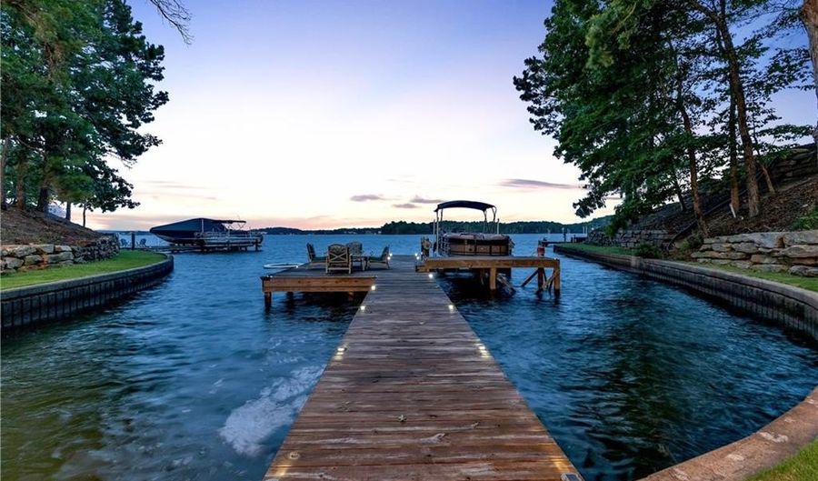 100 RIDGE Crst, Alexander City, AL 35010 - 5 Beds, 6 Bath