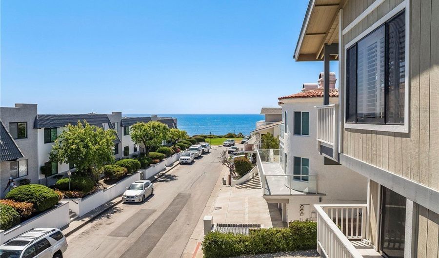 236 Avenida Lobeiro, San Clemente, CA 92672 - 6 Beds, 7 Bath