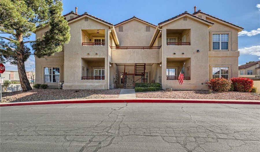 520 Arrowhead Trl 1424, Henderson, NV 89015 - 2 Beds, 2 Bath