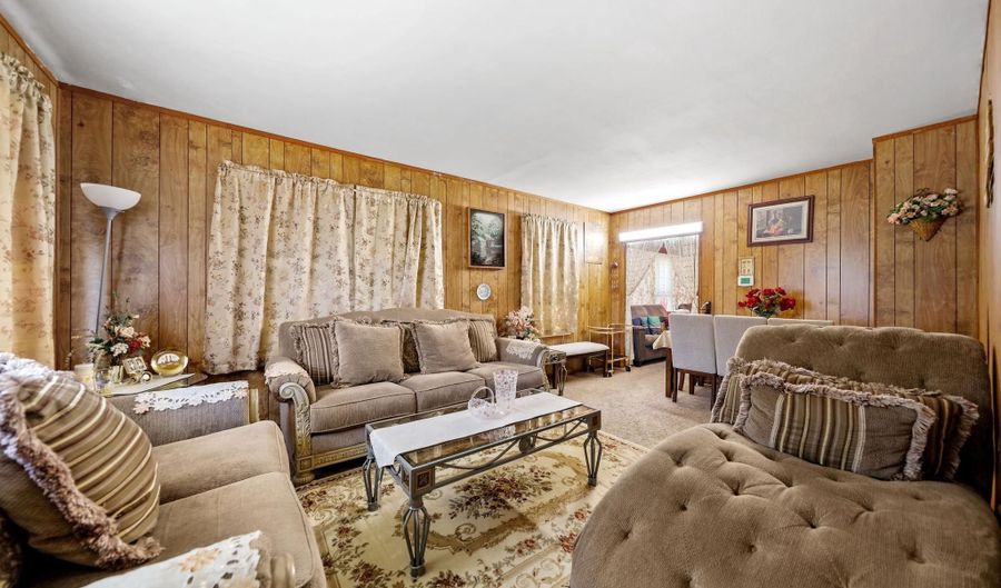 1 PAGE Ave, Barrington, NJ 08007 - 5 Beds, 2 Bath