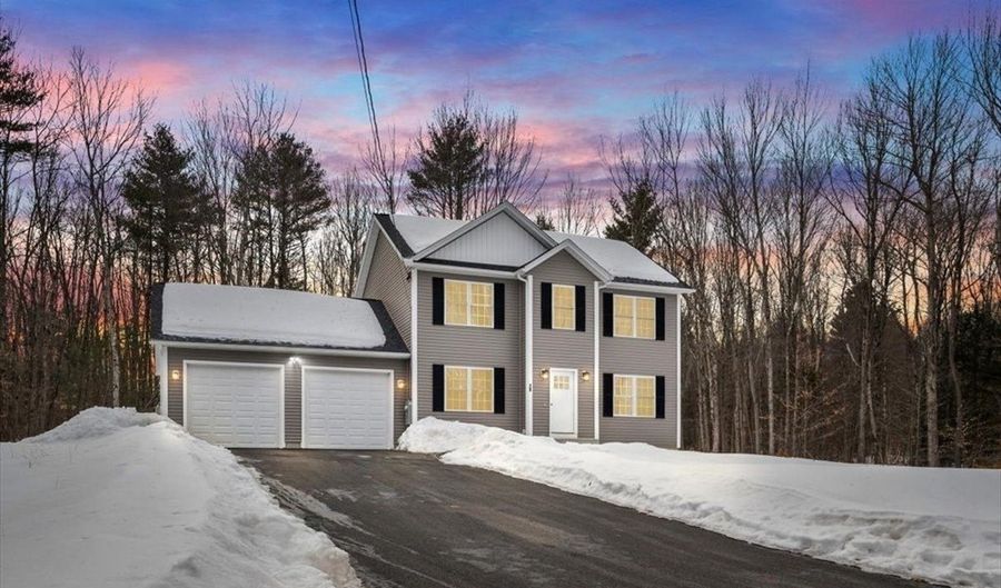 28 Murray Rd, Ashburnham, MA 01430 - 3 Beds, 3 Bath