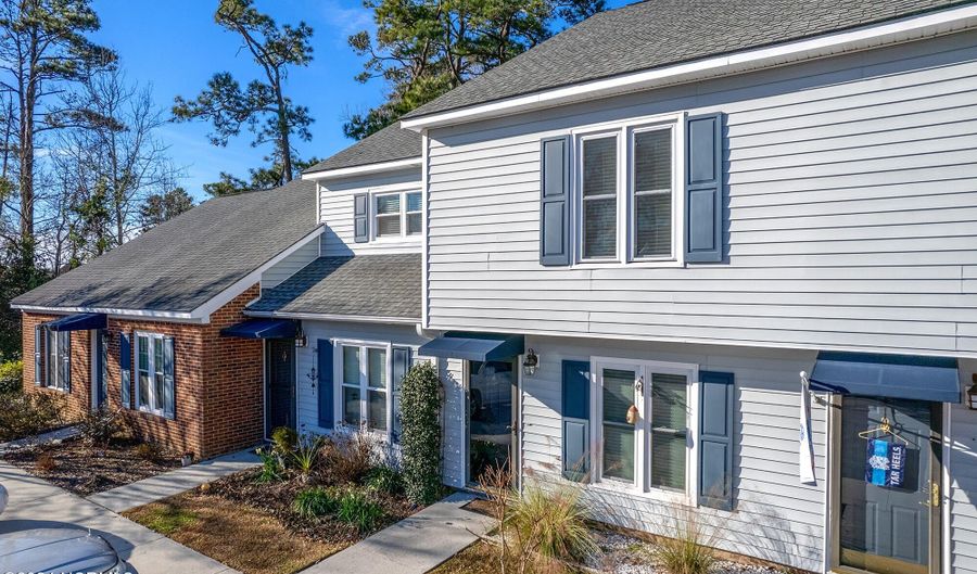 106 Crystal Pines Ct 106, Beaufort, NC 28516 - 2 Beds, 3 Bath