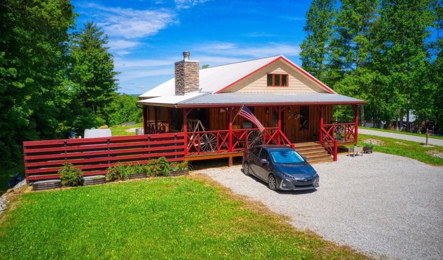 305 Griffin Ln, Allardt, TN 38504 - 2 Beds, 2 Bath