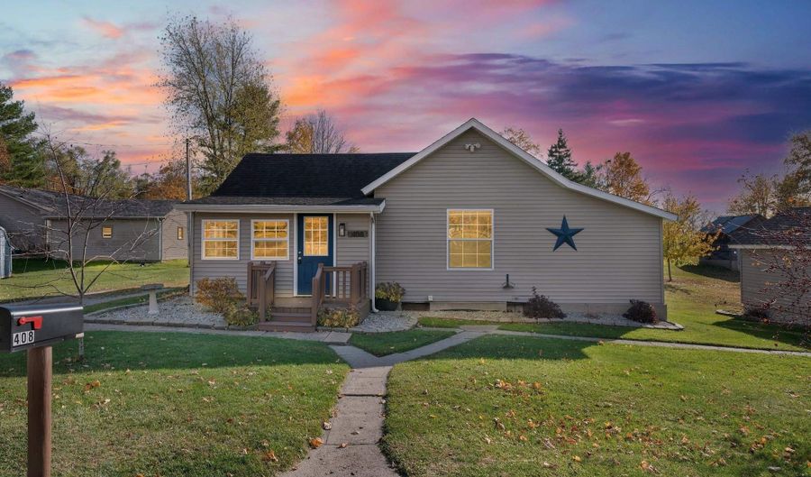 408 W Hazel St, Albion, IN 46701 - 2 Beds, 1 Bath